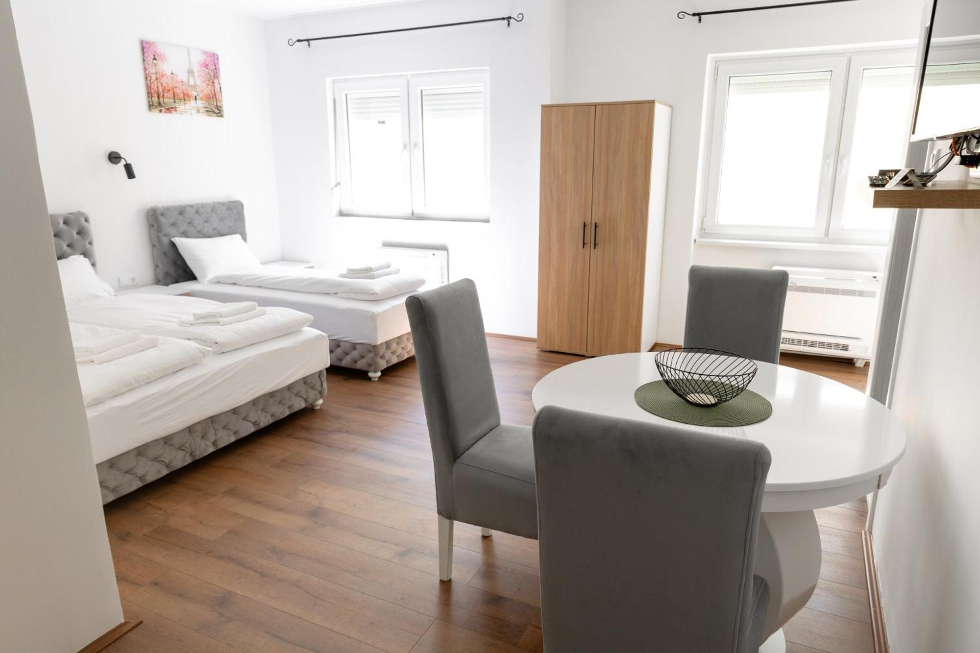 Luna Nera Apartments Novi Sad Luaran gambar